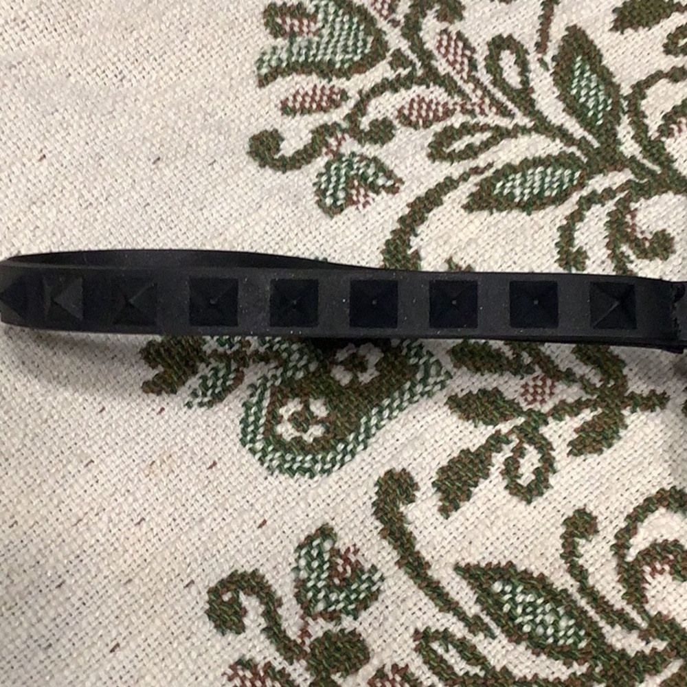 Valentino Garavani Black Dopp Elegant Case with Logo - Picture 3 of 9
